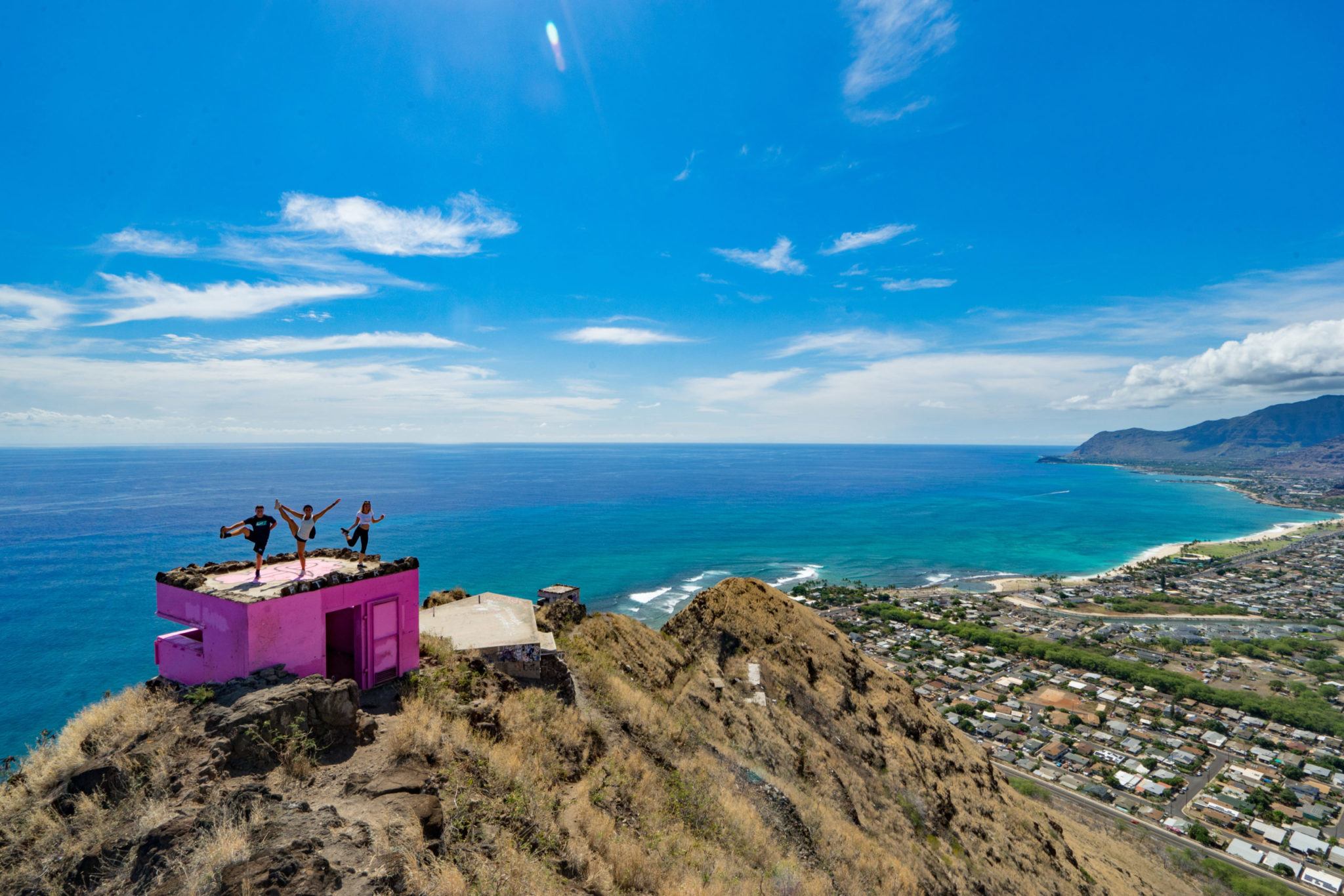 Pink Pillbox Hike On Oahu Hawaii Maili Pillbox (Puu O Hulu)
