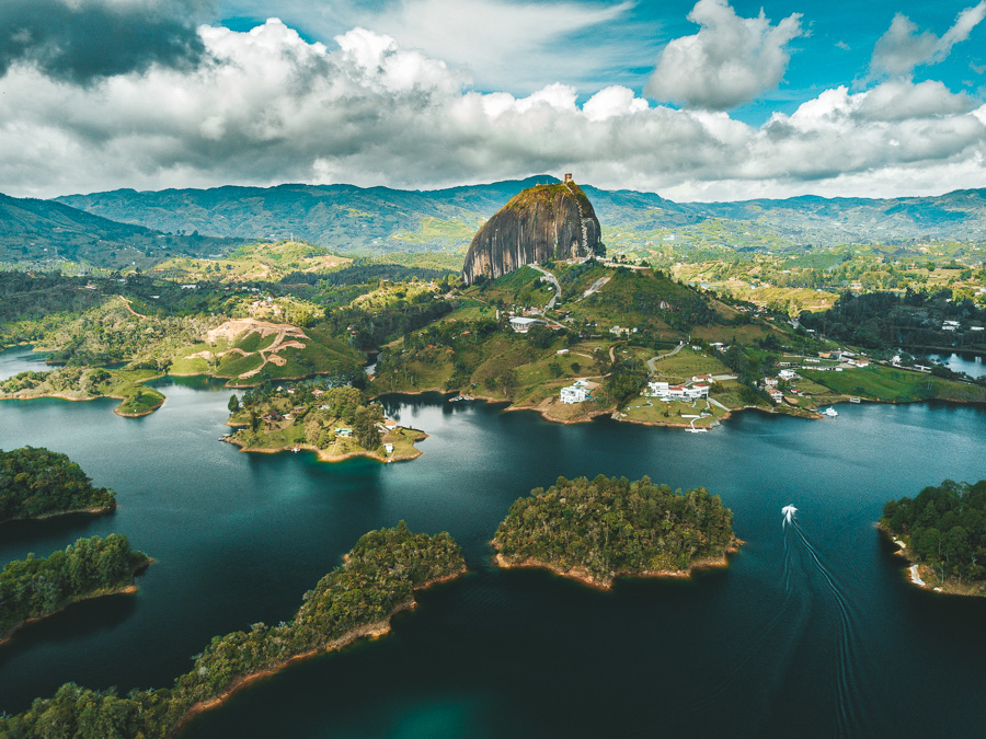 THE WEEKLY #102: GUATAPE AND THE ‘BIG ROCK’ OF EL PENON