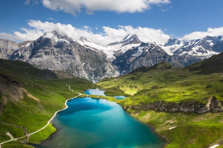 bachalpsee-lake-hike-in-grindelwald-complete-guide