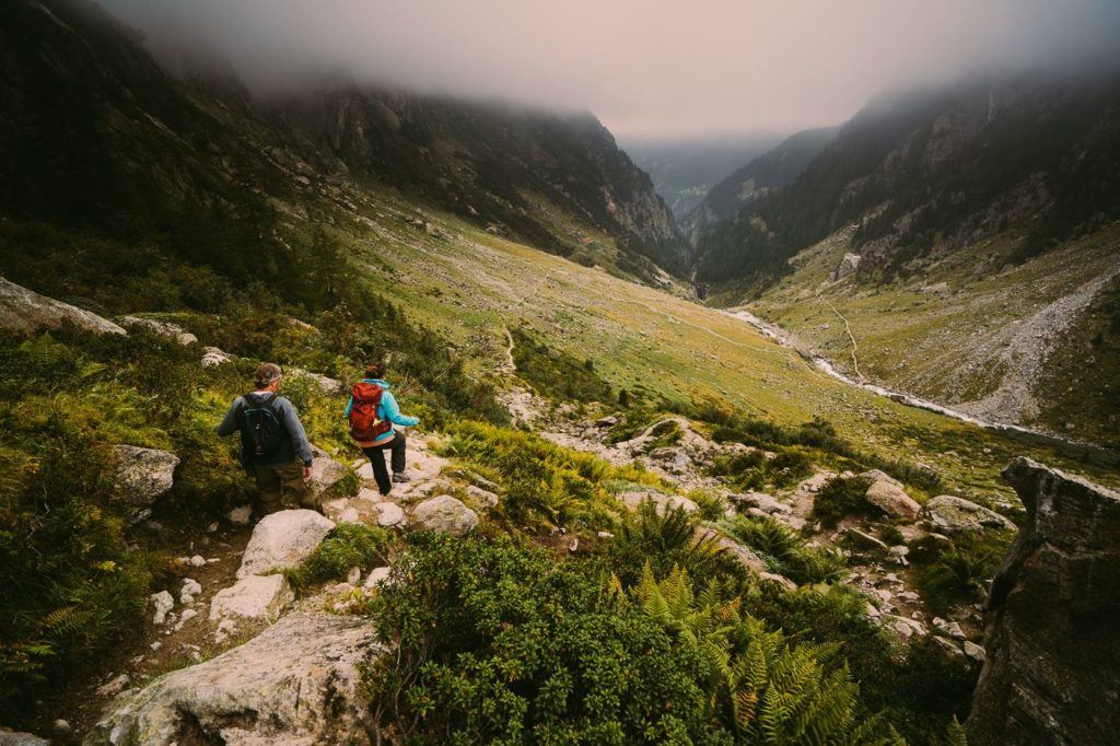 Trift Bridge Hike: Suspension Bridge & Trift Hut