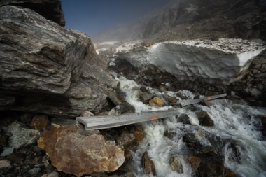 Trift Bridge Hike: Suspension Bridge & Trift Hut