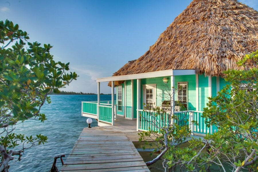 11 Best Overwater Bungalows In Belize