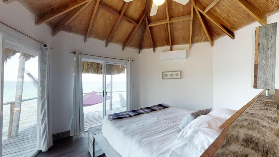 11 Best Overwater Bungalows In Belize