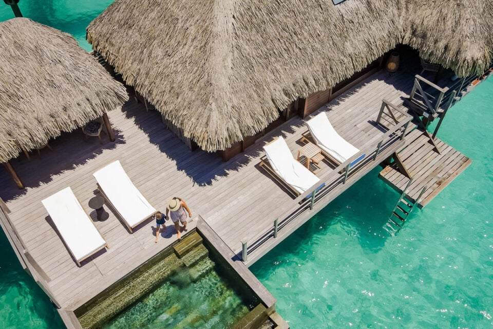 20 Best Overwater Bungalows In Tahiti