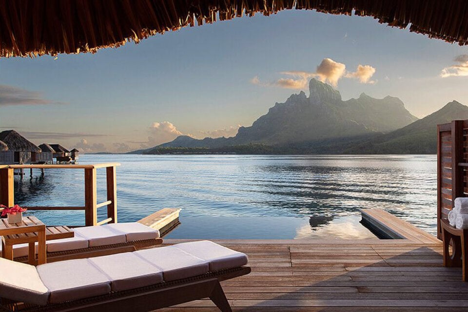 20 Best Overwater Bungalows In Tahiti