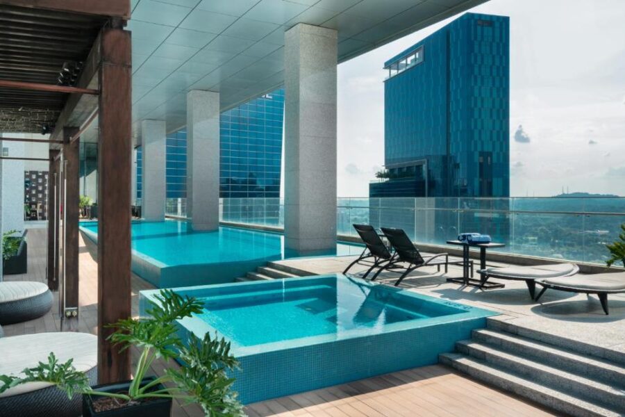 5 Best Hotels with Private Pools in Singapore