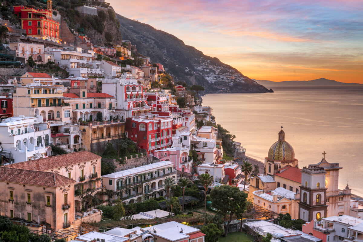 How to get from Naples to Positano by Ferry: Complete Guide
