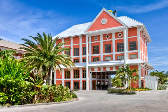 Pelican Bay Hotel 
