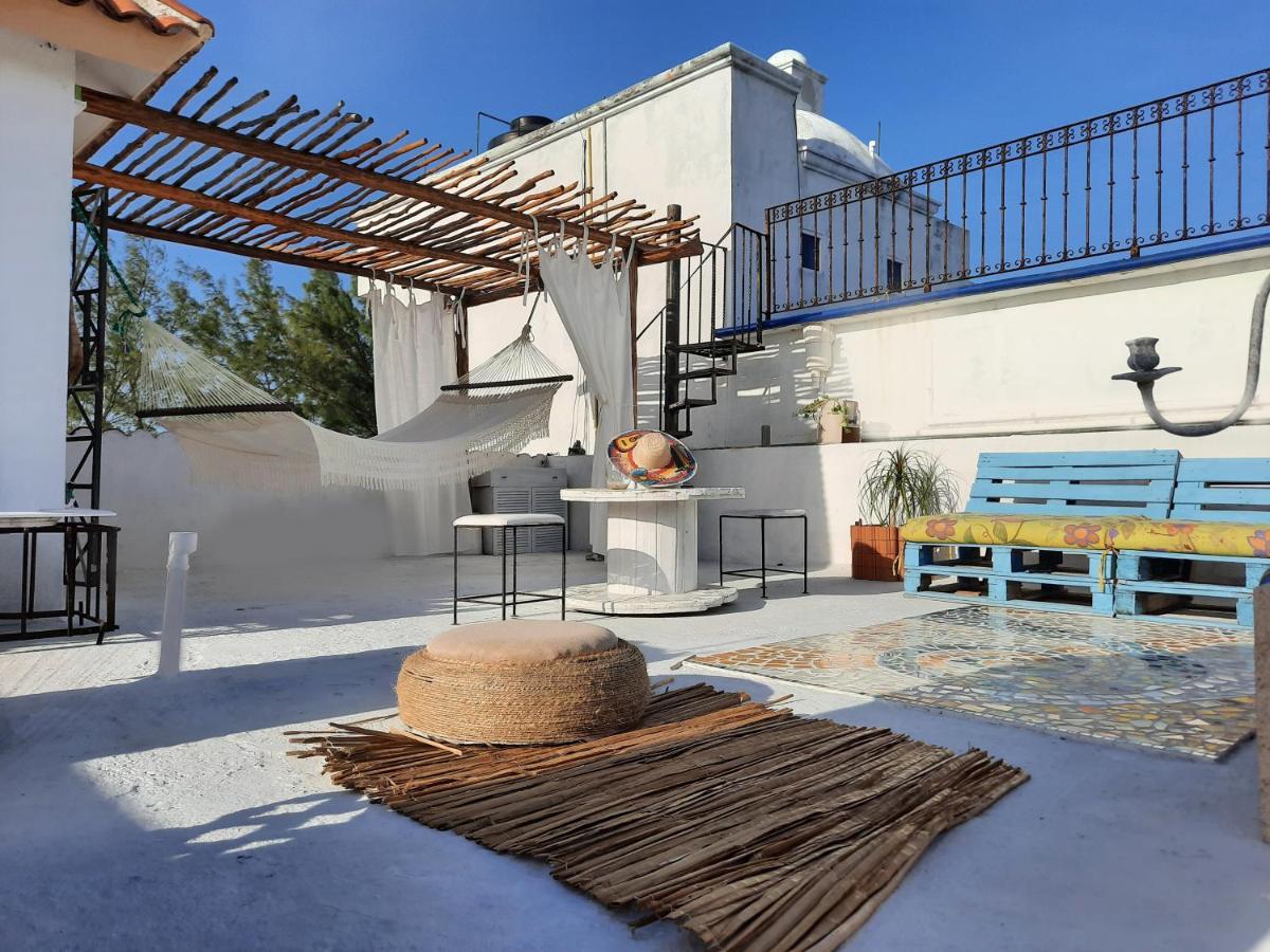 Casa Lara - Habitación cerca del mar - Homestay 1 Casa Lara - Habitación cerca del mar - Homestay.