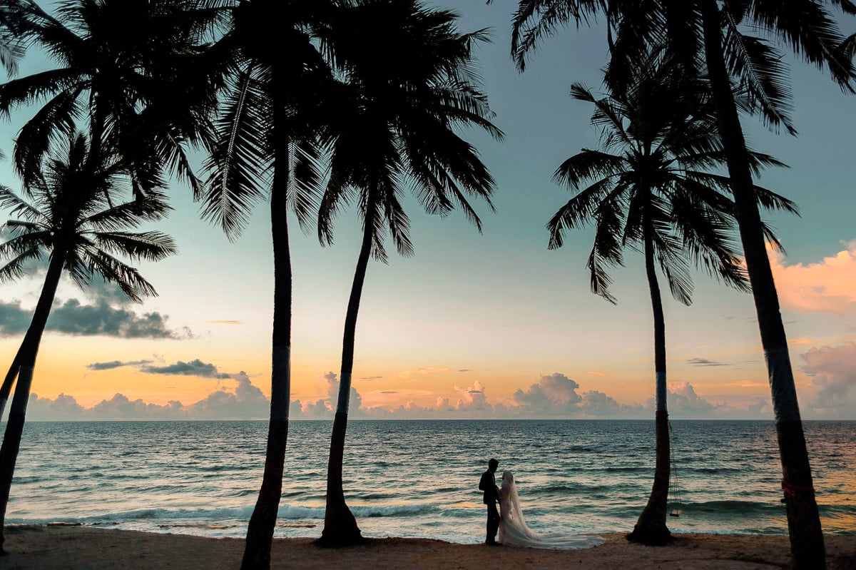 What to Wear to a Destination Wedding: A Men&rsquo;s Travel Style Guide