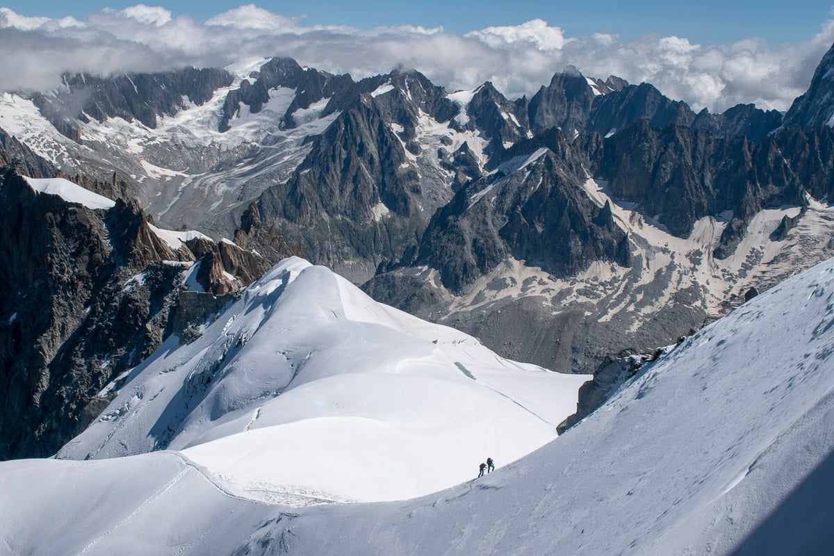 Going Solo in the French Alps: Where to Ski and Have a Great Time